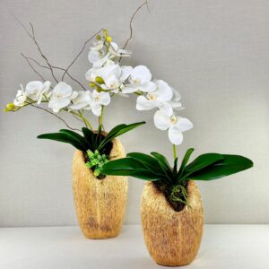 MACETAS DORADAS CON ORQUÍDEAS ARTIFICAL